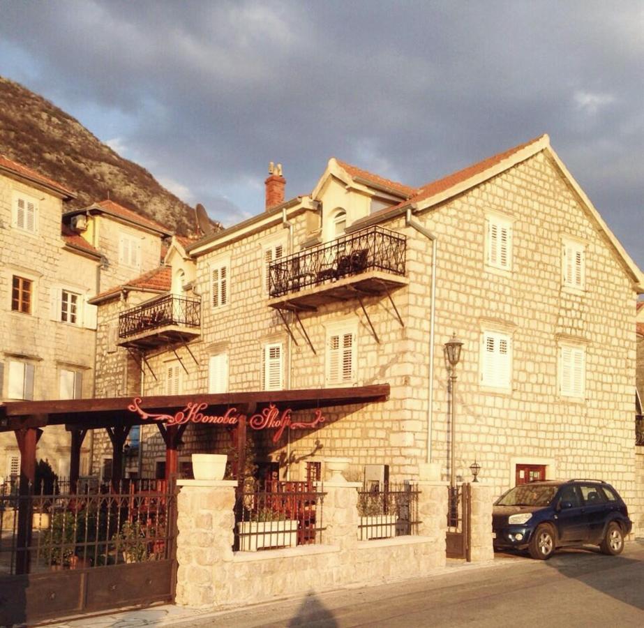 Lady Of The Rocks Apartments Пераст Екстериор снимка